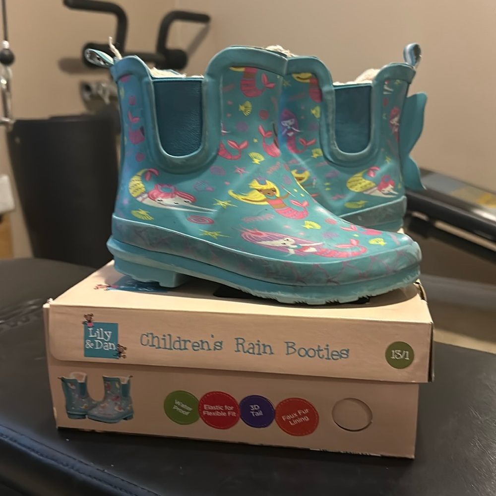 Used-Lily & Dan children’s rain boots size 13/1